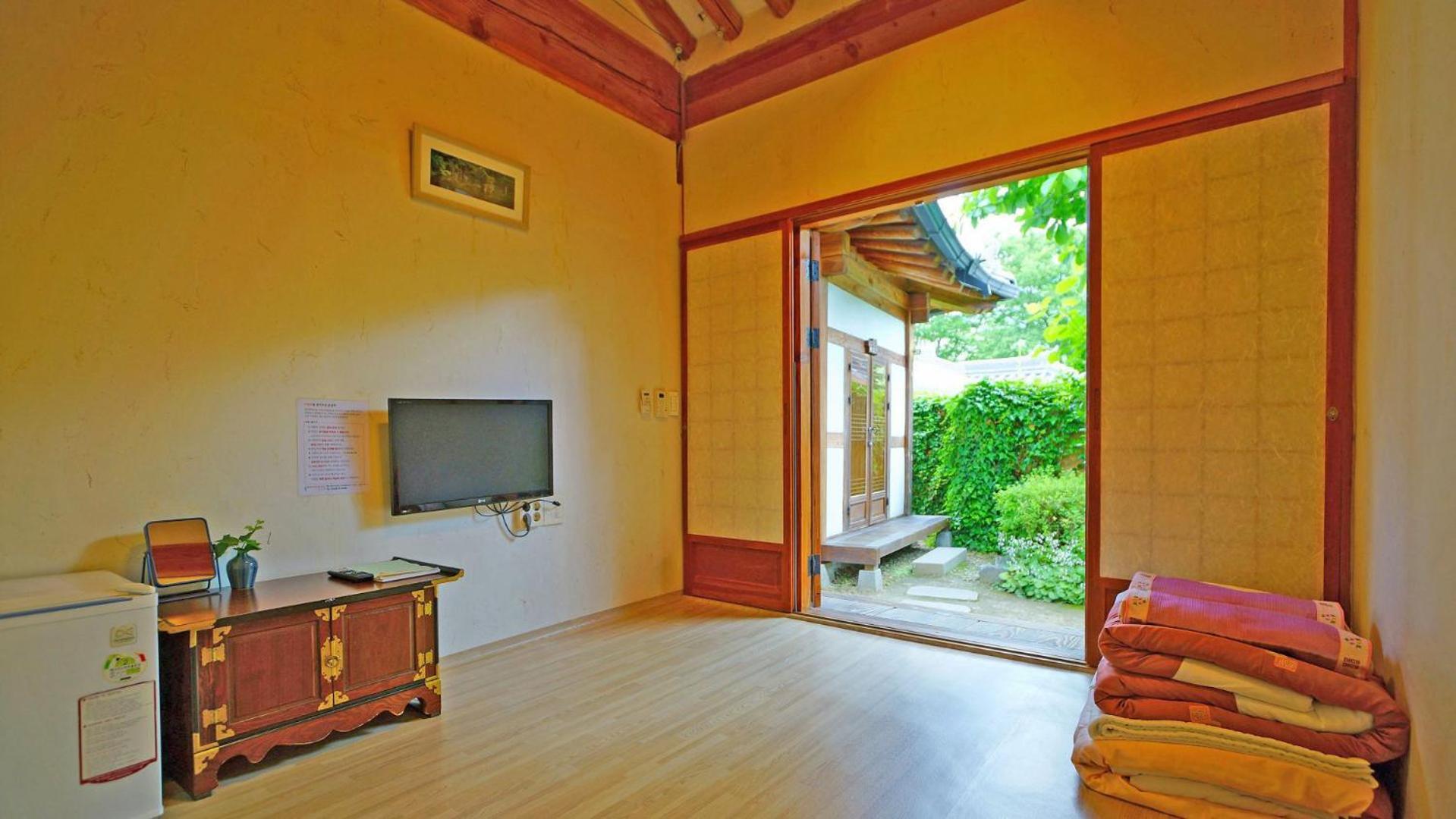 Sarangroo Hotel Jeonju Eksteriør billede