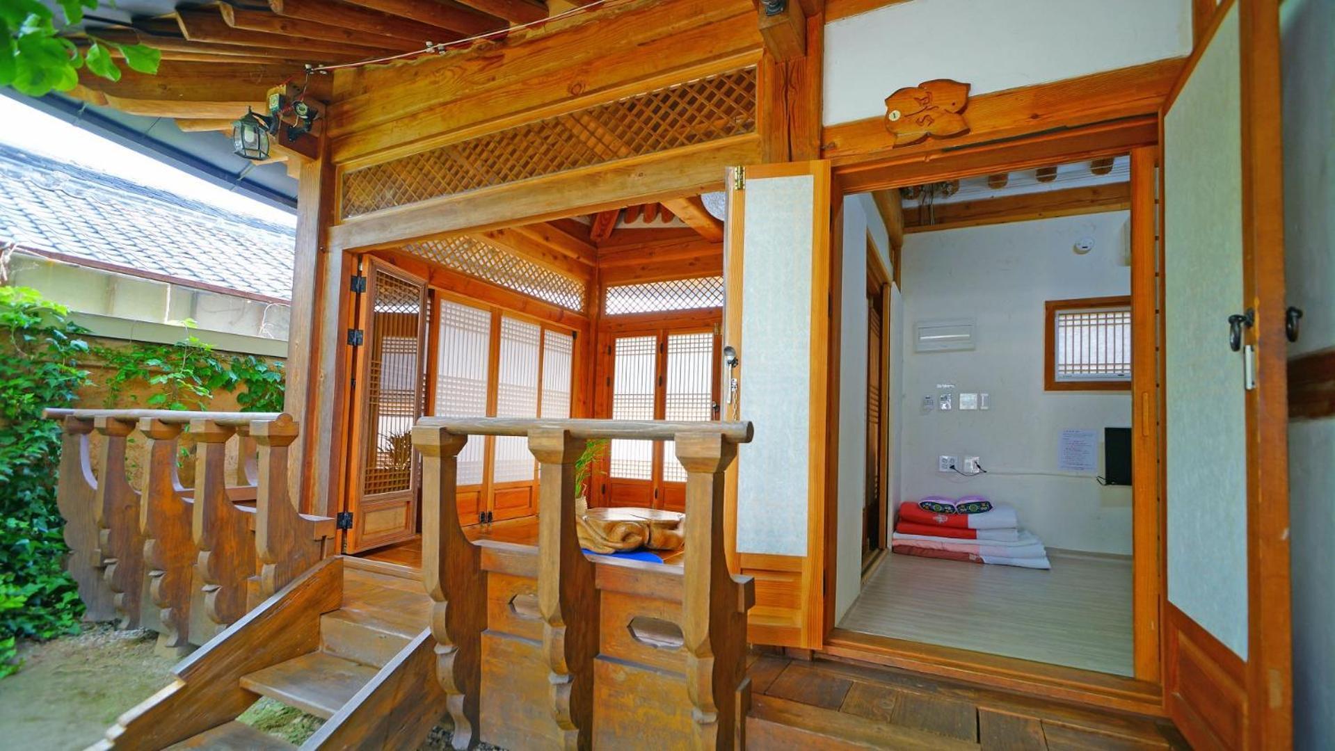 Sarangroo Hotel Jeonju Eksteriør billede